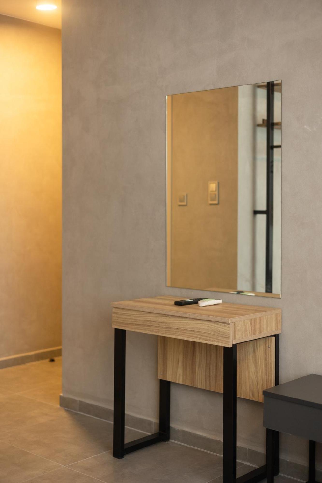 Alkazar Apartment *