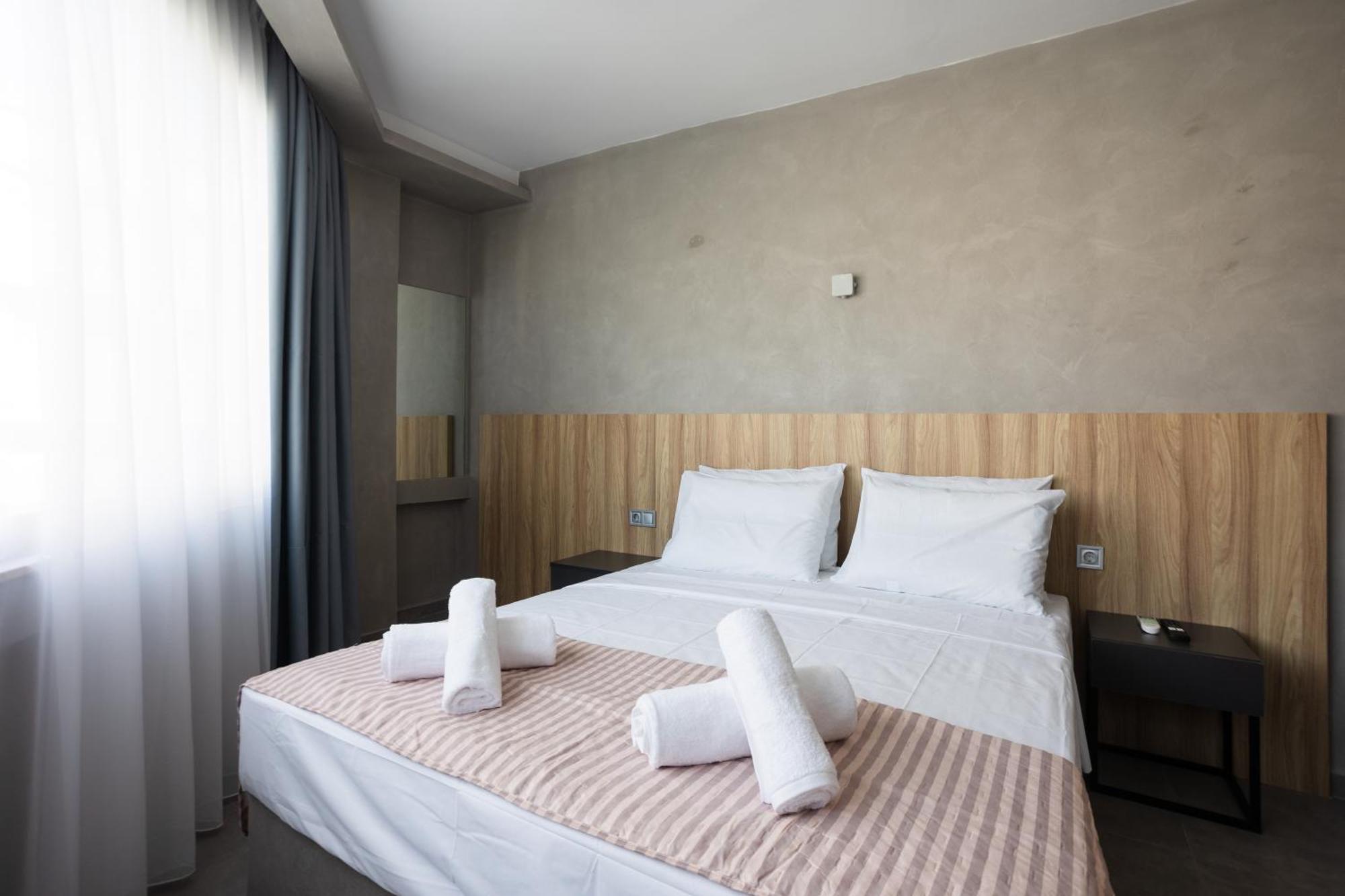 Alkazar Apartment